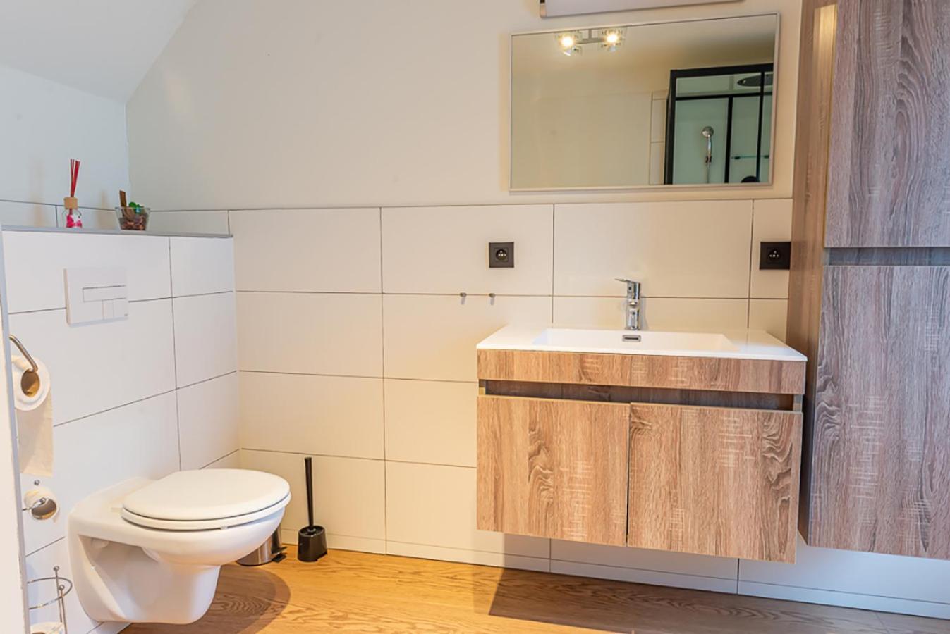 Guesthouses By Hotel Van Eyck Maaseik Εξωτερικό φωτογραφία